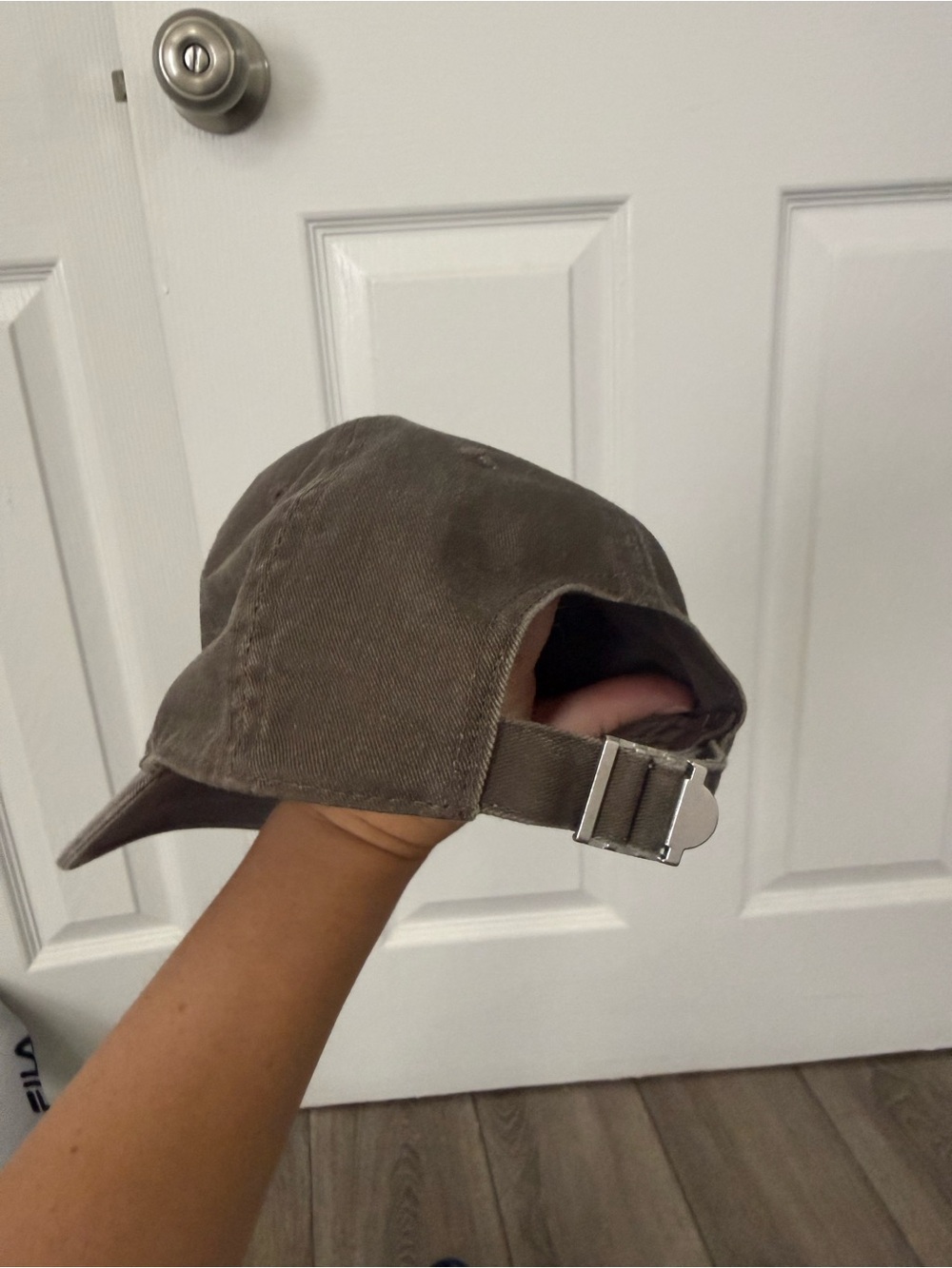 H&M Neutral Baseball Cap Hat - Picture 2 of 3